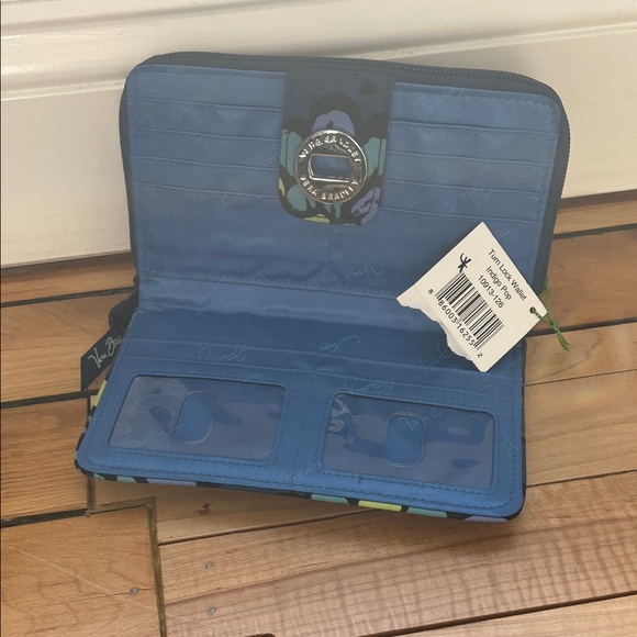 Vera Bradley Indigo Pop Floral Wallet NWT - Picture 3 of 5